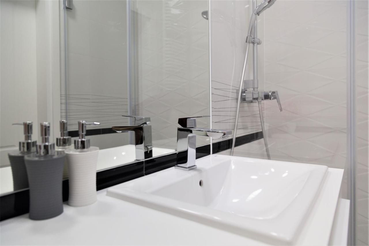 Exclusive 2Br! Apartment In Center +Netflix +Gym Varsovia Exterior foto